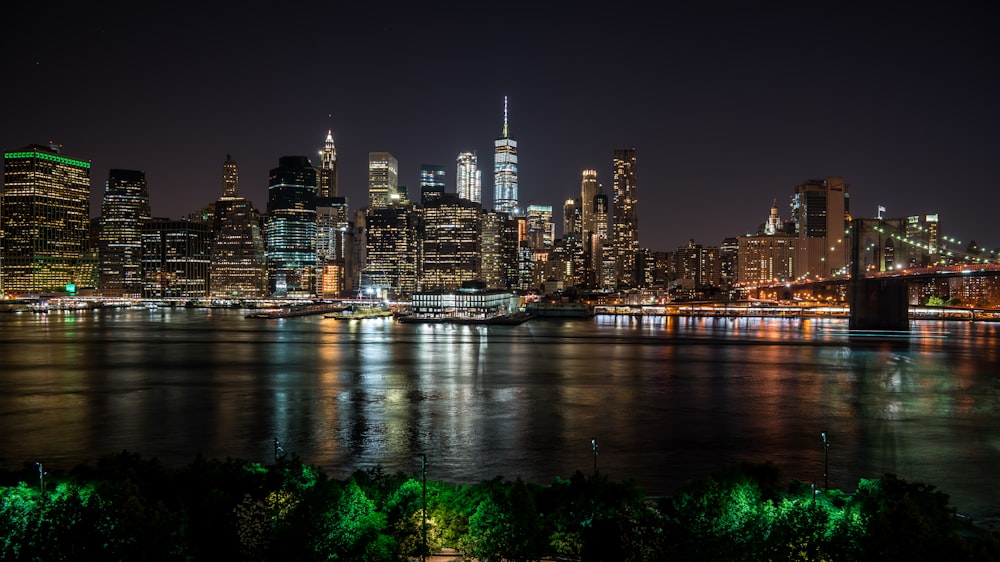 panoramic photography of city buildings at night