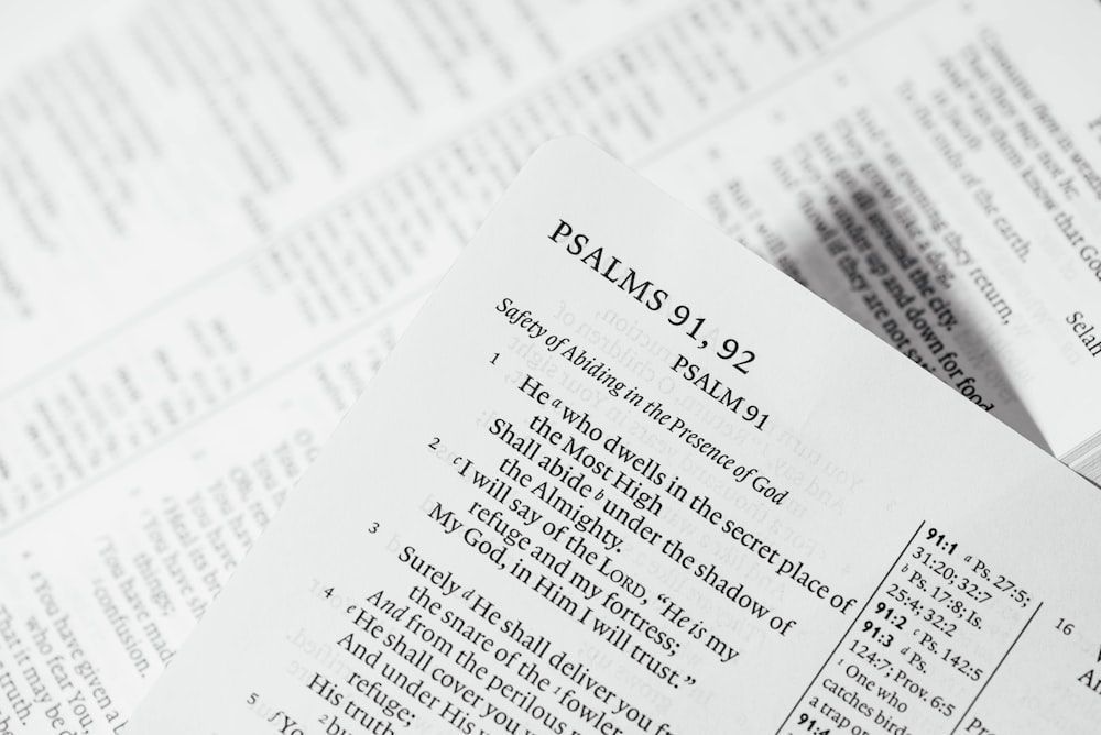 Salmos 91, 92 página de la Biblia