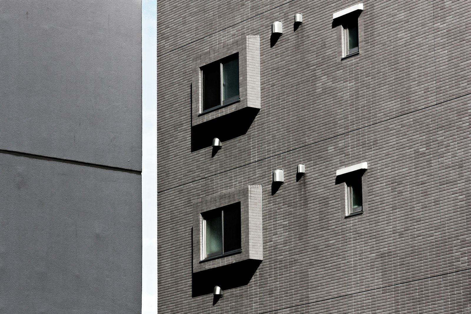 Canon EF-S 55-250mm F4-5.6 IS sample photo. Architectural photography of gray photography