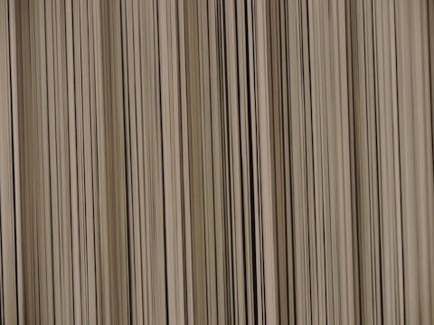 Comparison of barcode files in PNG, SVG, and PDF formats displayed on a computer screen.