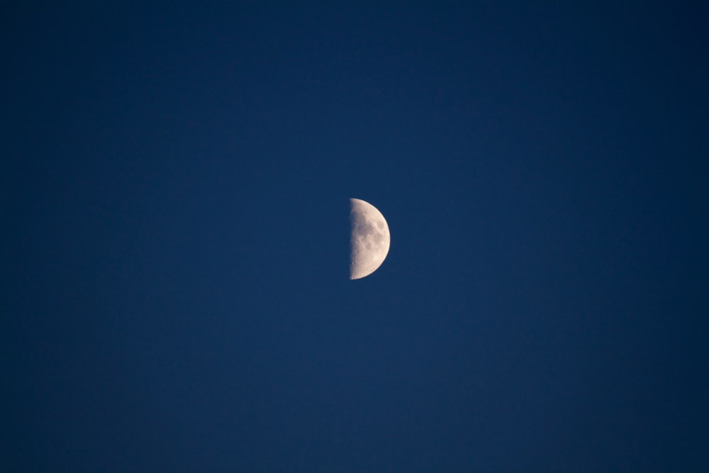 Fotografía de media luna