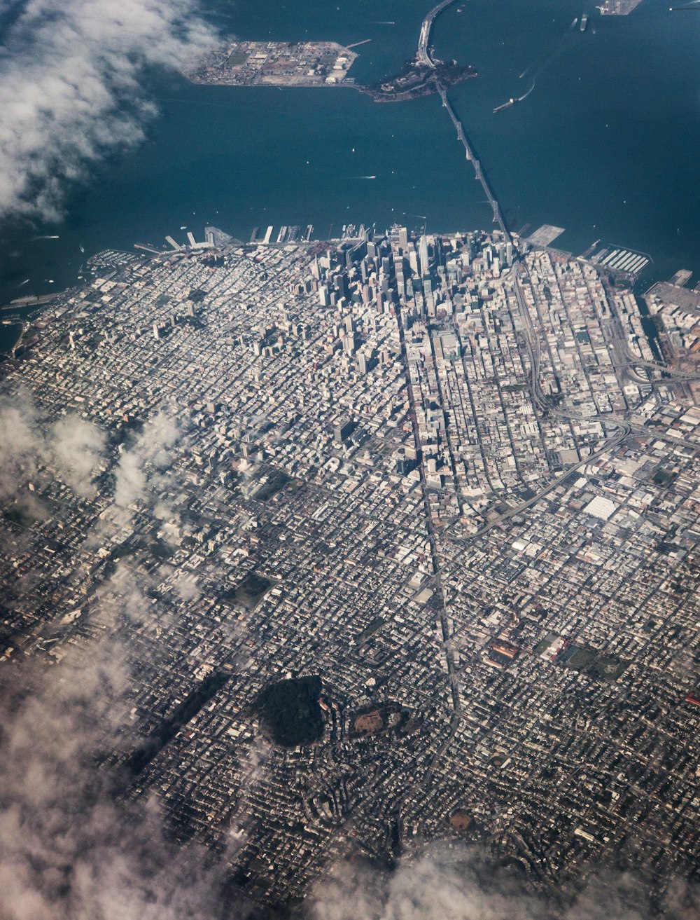 bird's-eye view photo of city