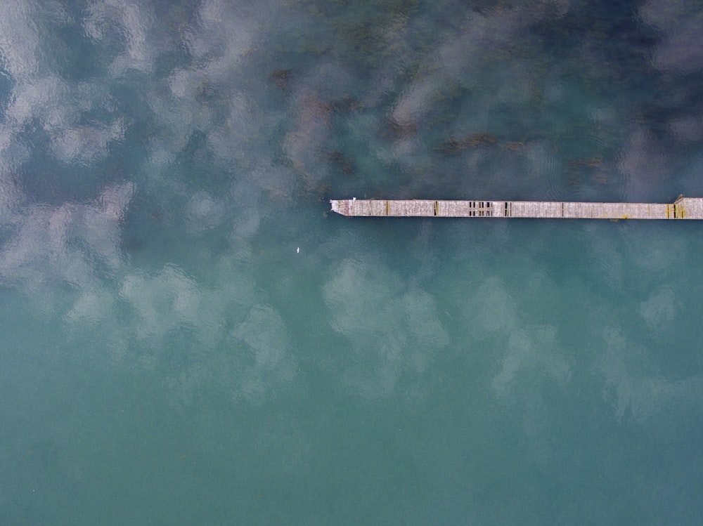 vista dall'alto dello specchio d'acqua