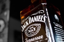 shallow focus photography of Jack Daniel's Tennessee bottle