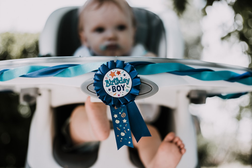 baby's white highchair