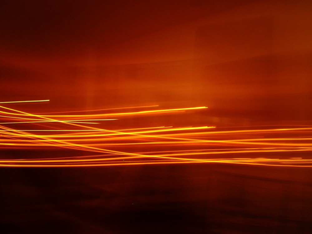 Fotografía de paisaje de luces naranjas
