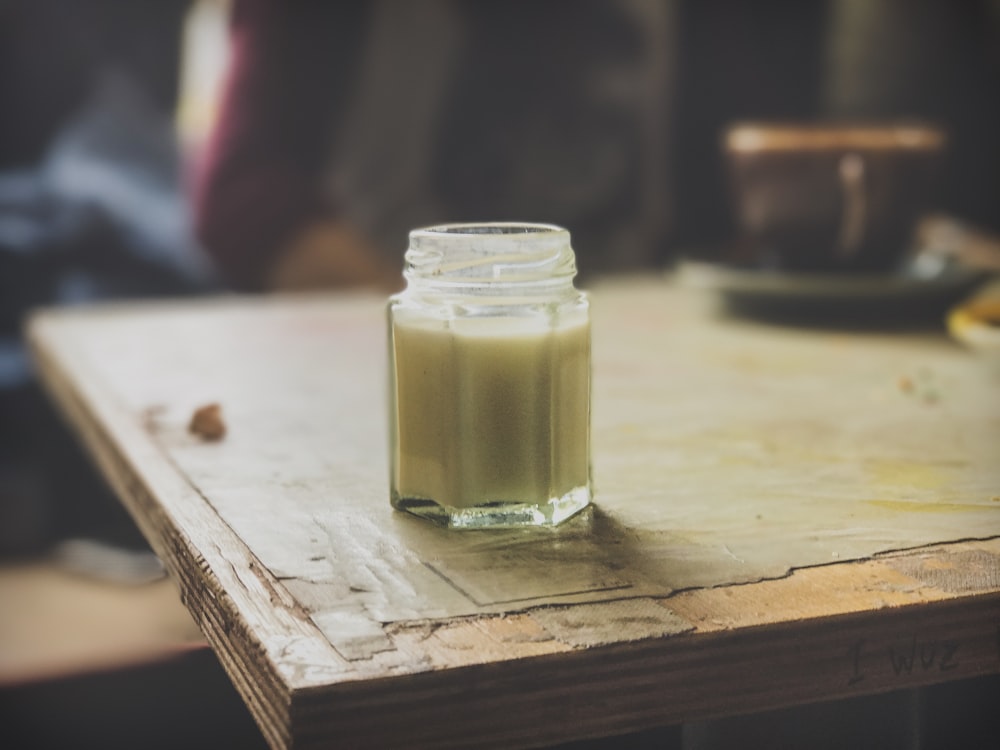 clear glass jar