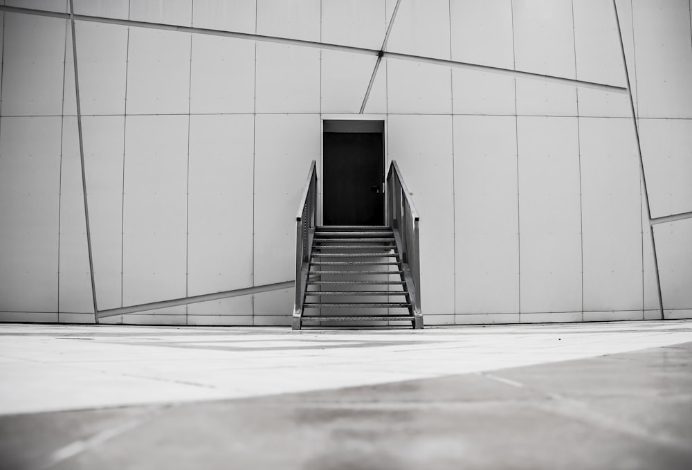 shallow focus photography of gray stair