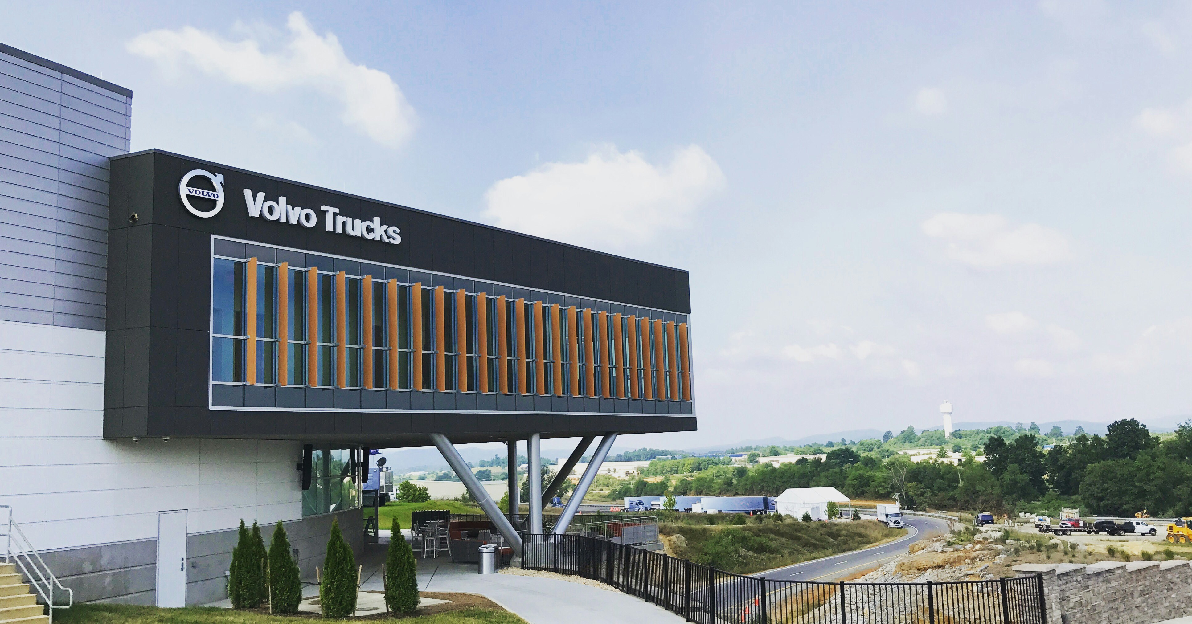 Companies Announcing Layoffs Amid Tariff Turmoil: A Closer Look