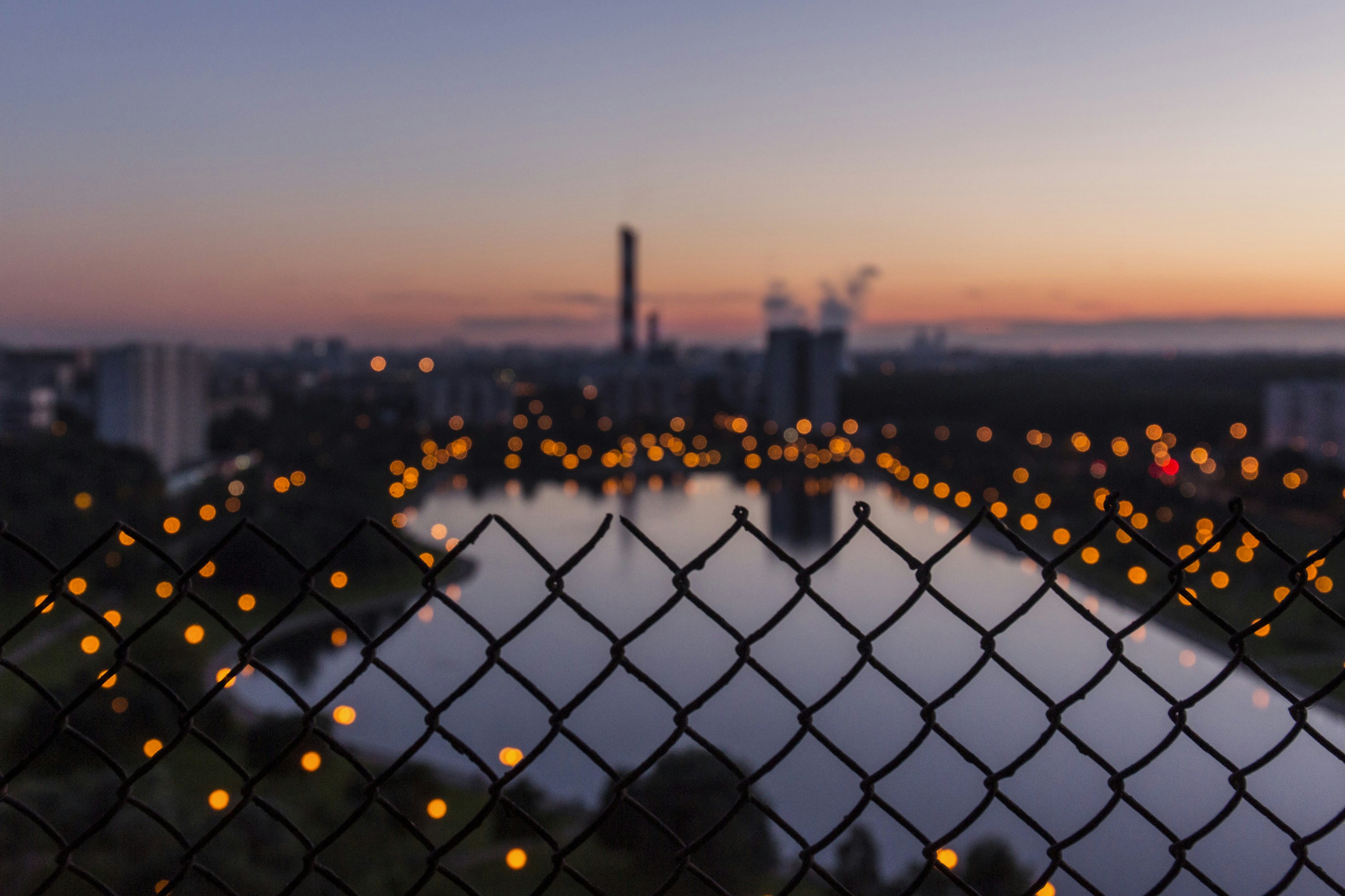 CSS/CSS3 Tutorial: Using single image for different backgrounds