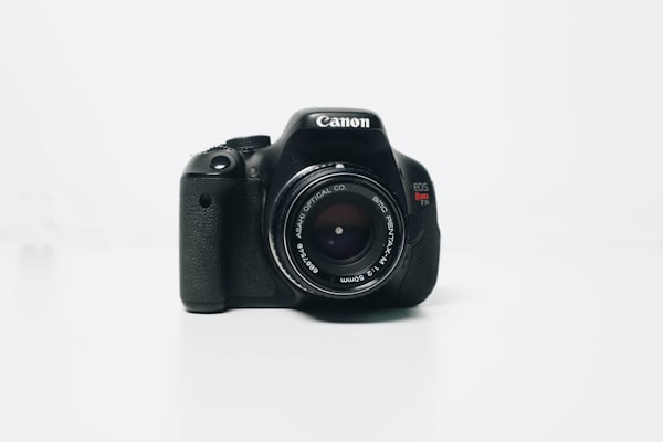 Best Camera for Vloggers in 2023: Top Picks and Buying Guide
