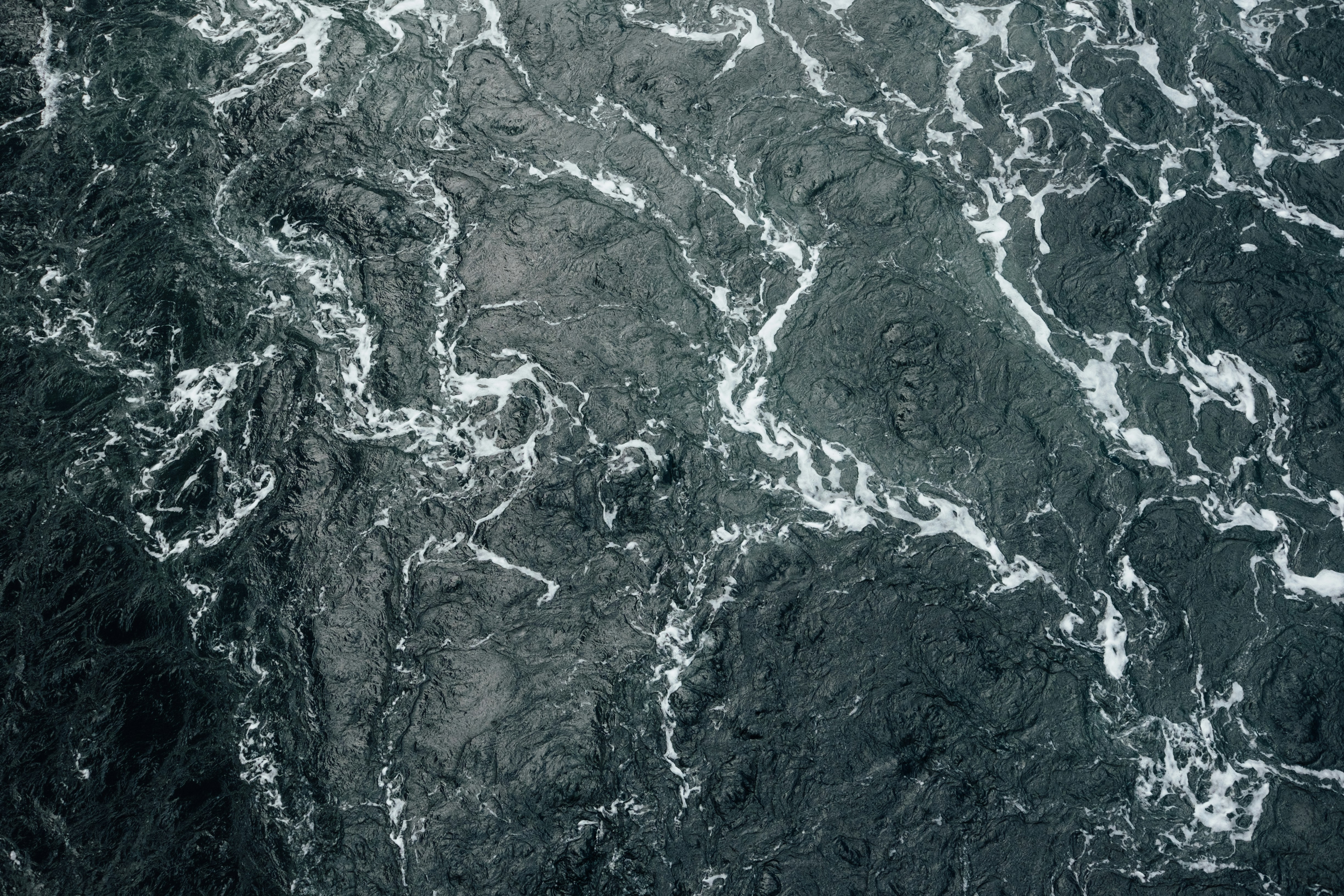 photo-1502947830258-6ad0b35bb348?ixid=M3