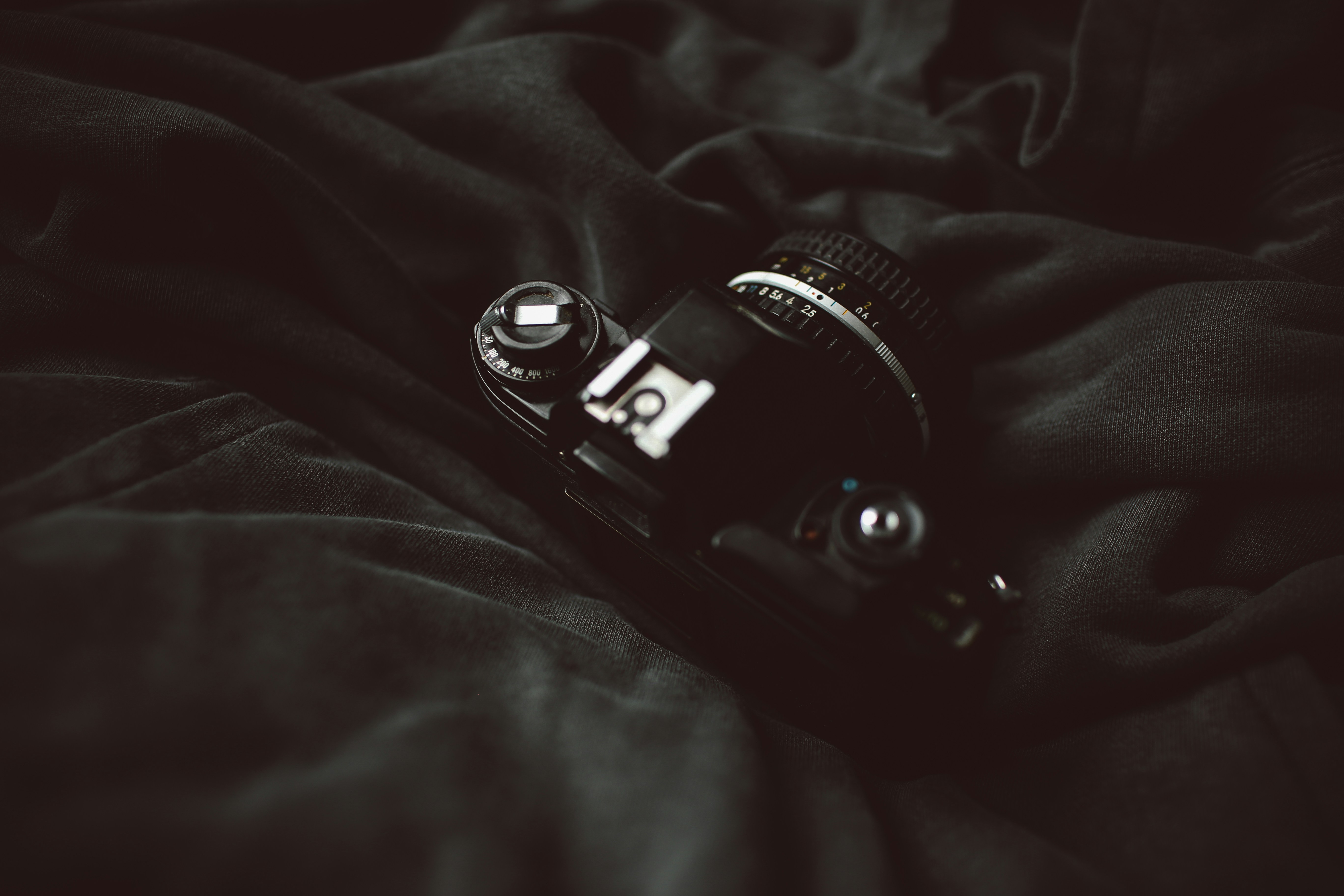 photo-1502980089300-72b785770771?ixid=M3wxMjA3fDB8MXxzZWFyY2h8MTF8fG05OCUyMCVFMCVCOCVBQSVFMCVCOCVBNSVFMCVCOSU4NyVFMCVCOCVBRCVFMCVCOCU5NXxlbnwwfHx8fDE3NTM5MjMxNjd8MA\u0026ixlib=rb-4.1.0