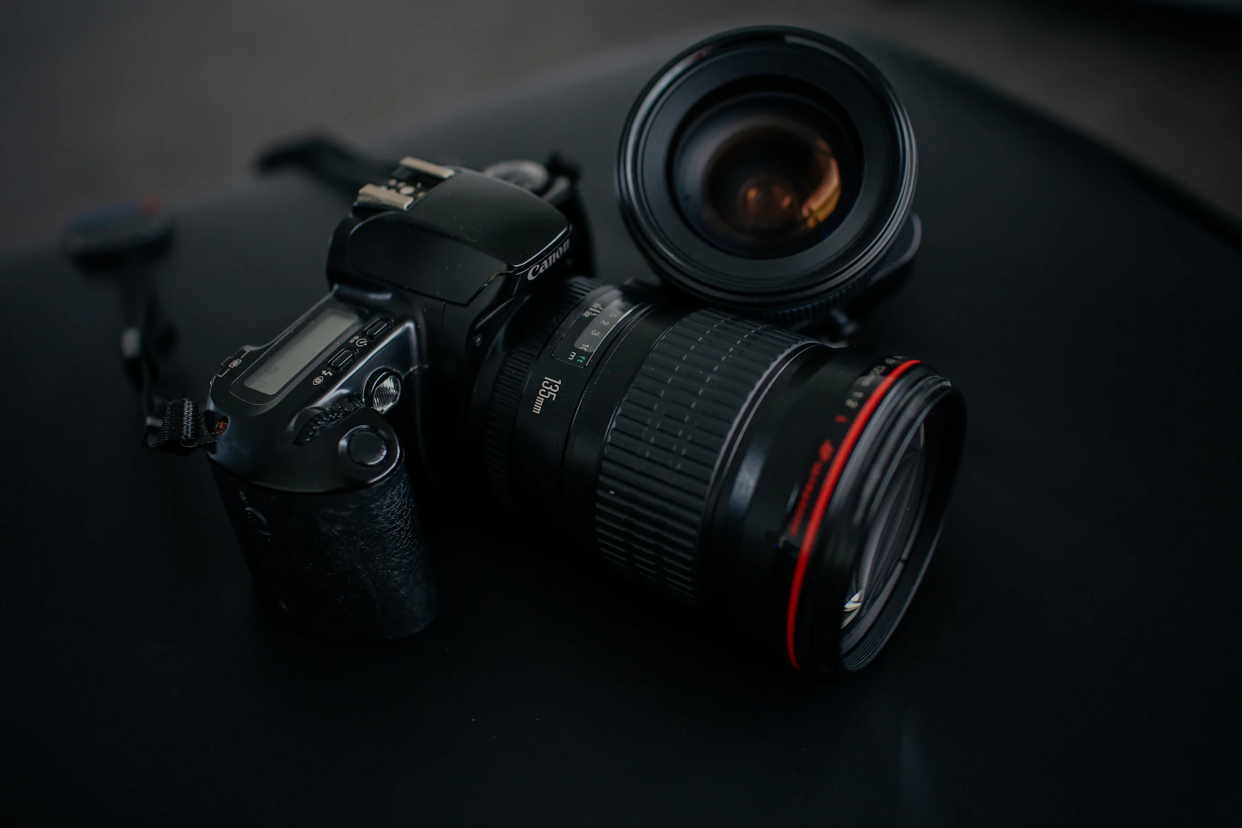 Outdoor camera gear ready for field capture