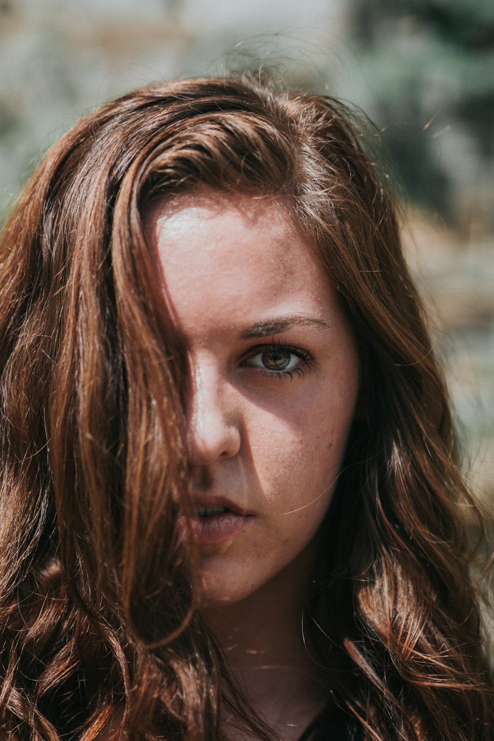 shallow focus photography of woman