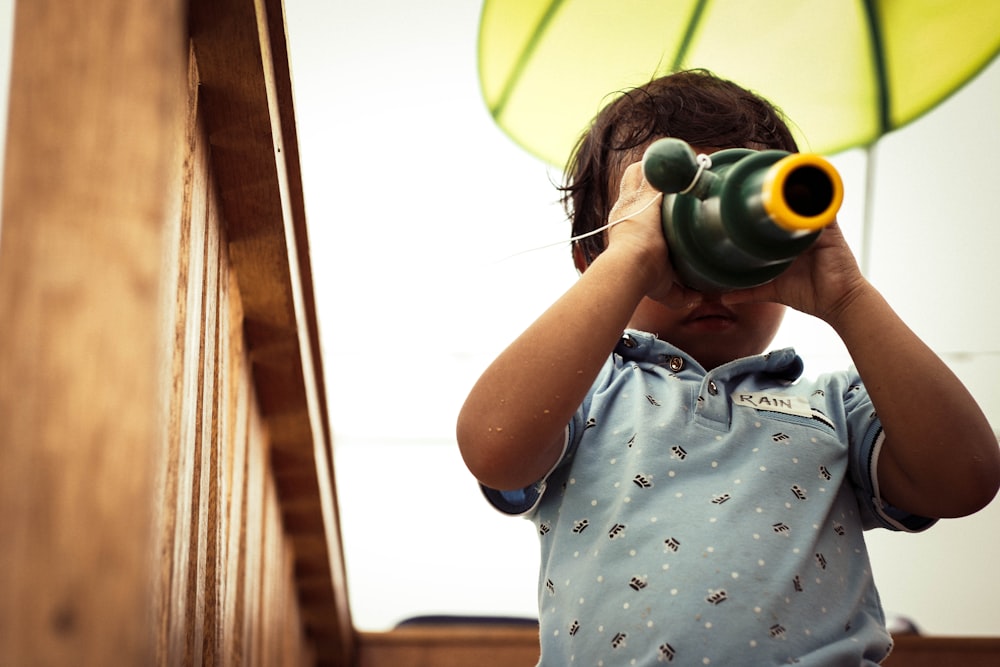 toddler using monoscope