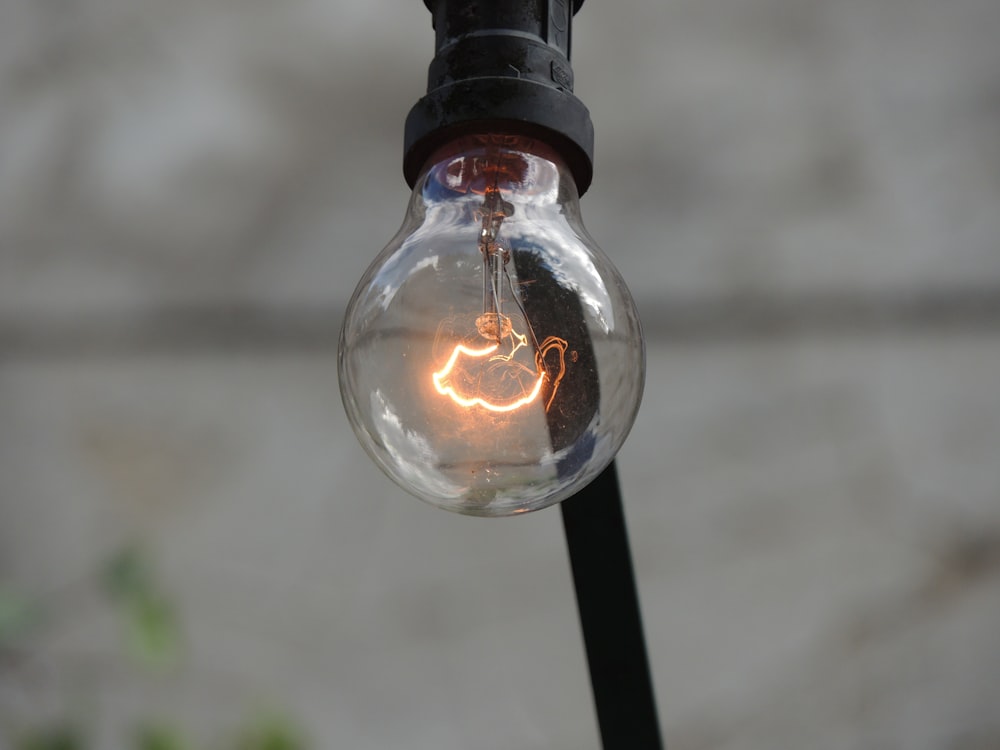 Photographie sélective de l’ampoule