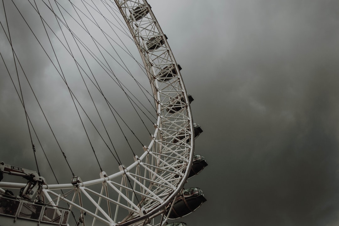 Ferris wheel photo spot London Hyde Park