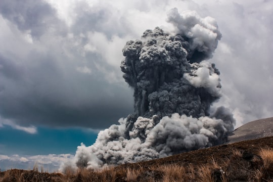 plinian volcanic eruption photograph in Tongariro National Park New Zealand