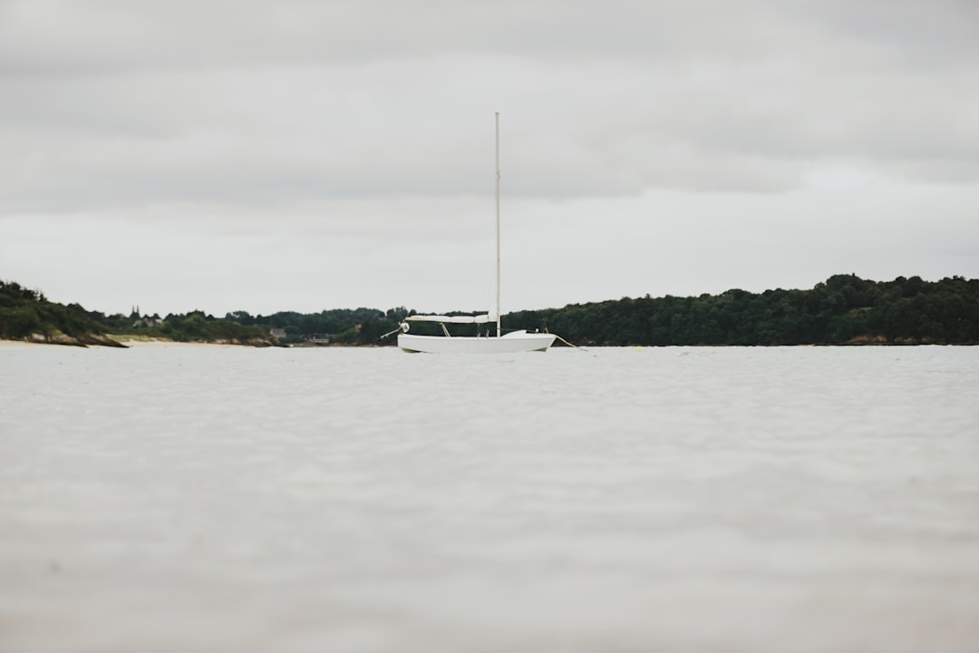 photo of Saint-Jacut-de-la-Mer Waterway near Pointe de la Garde