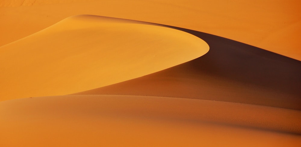 sand dunes graphic wallpaper