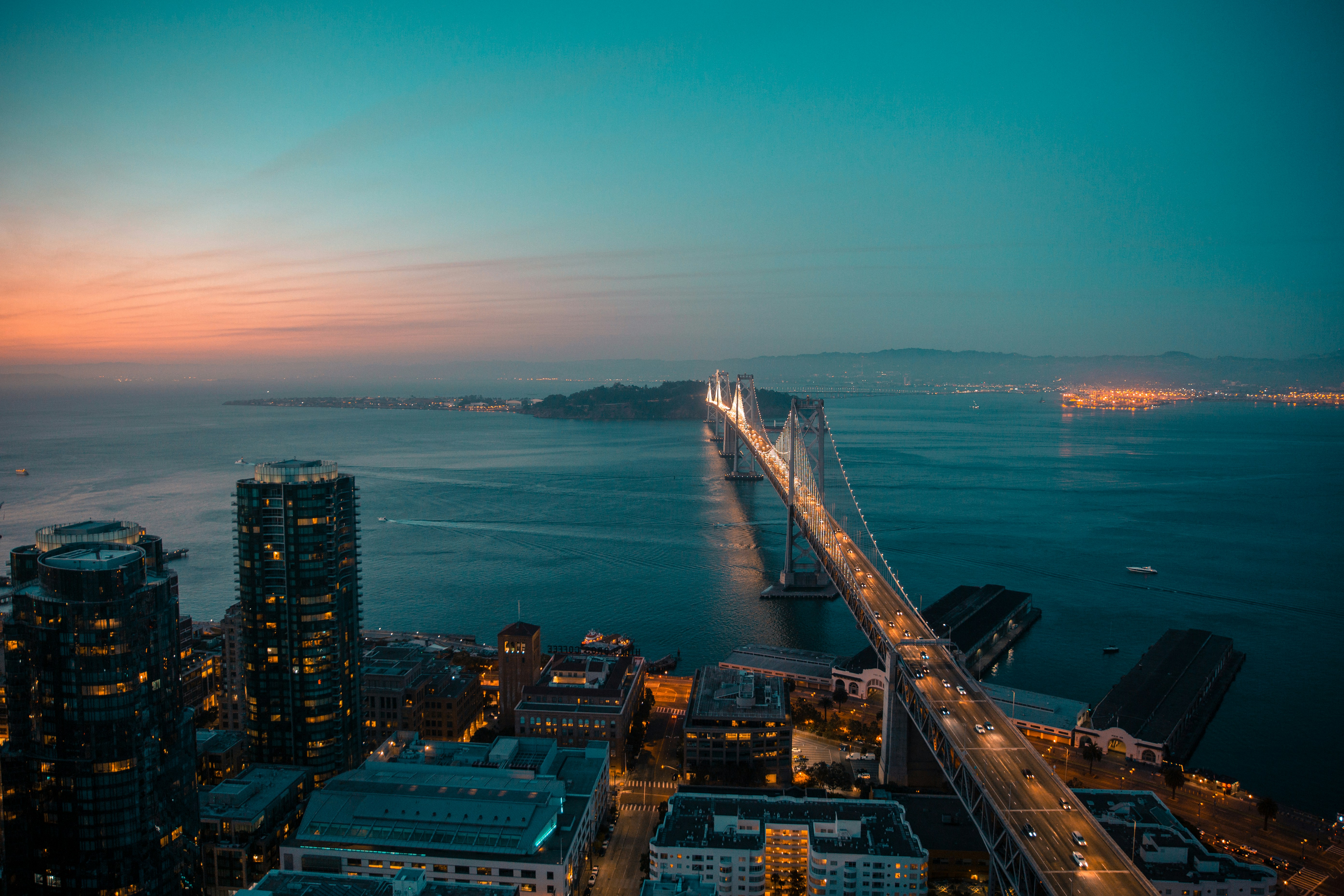 I made my way to the top of one of San Francisco’s tallest buildings just as the sun was setting to catch this moment.