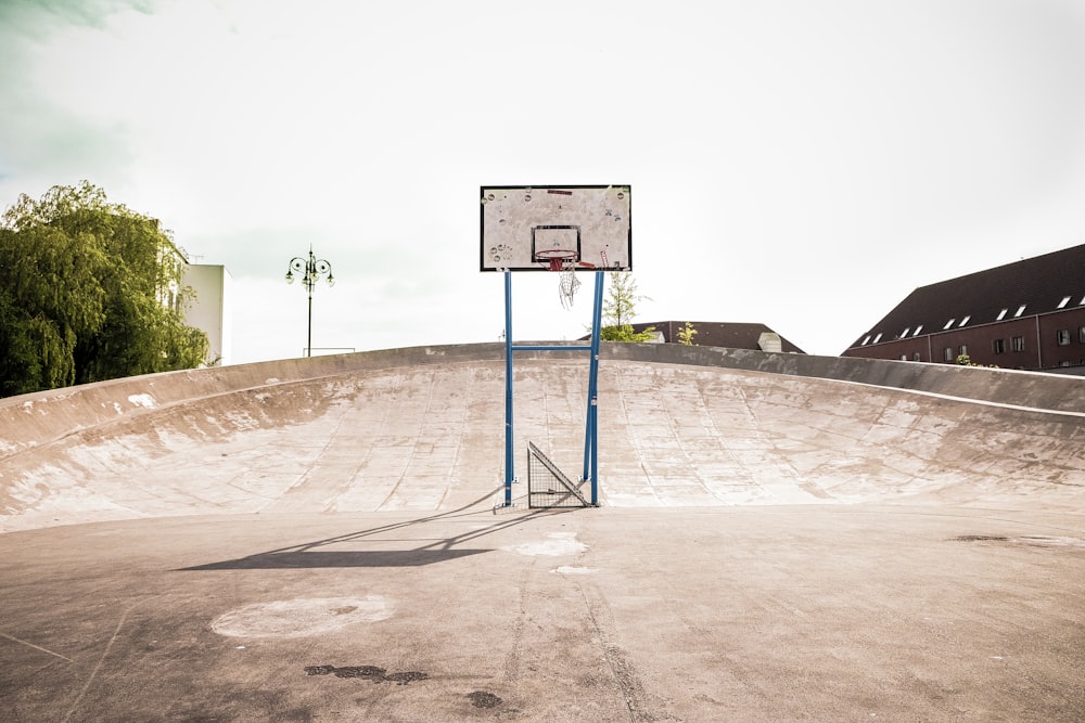 sistema de basquete azul e cinza