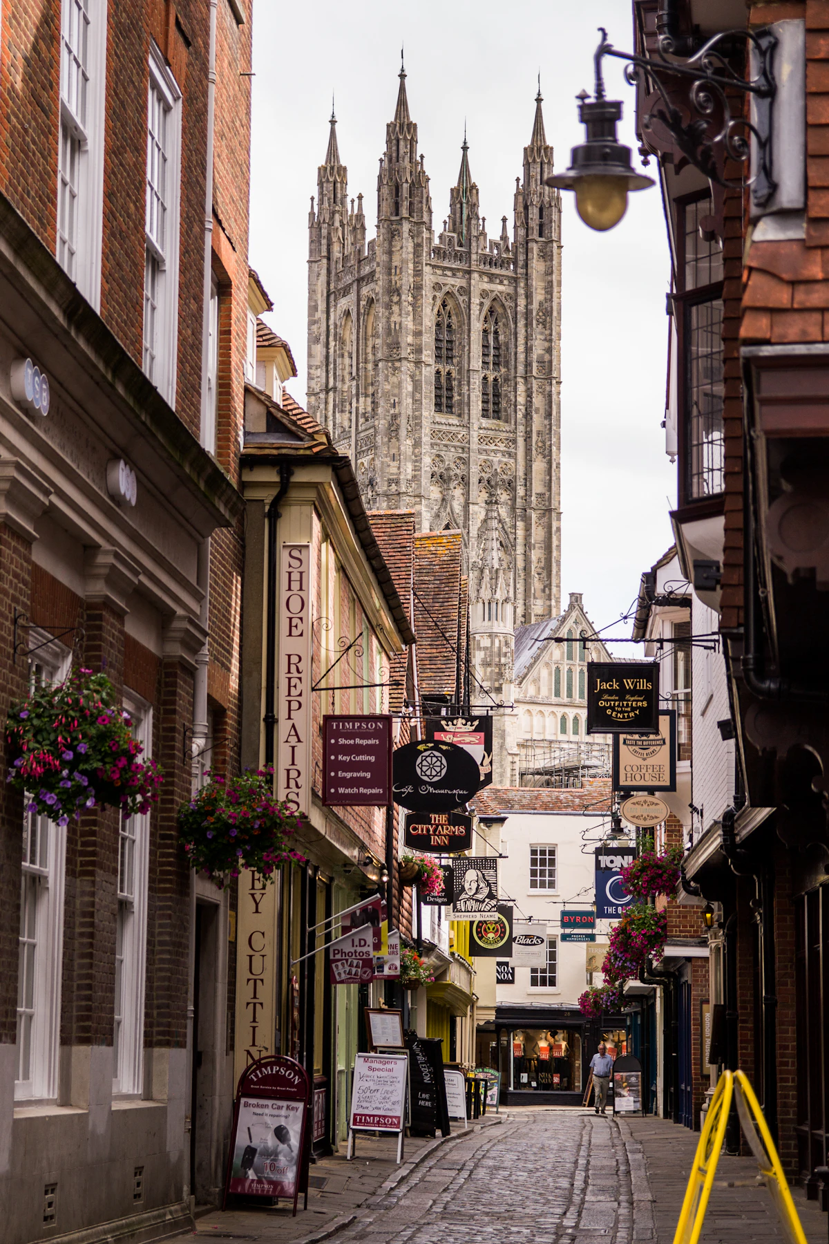 The Pilgrims' Way — Winchester to Canterbury