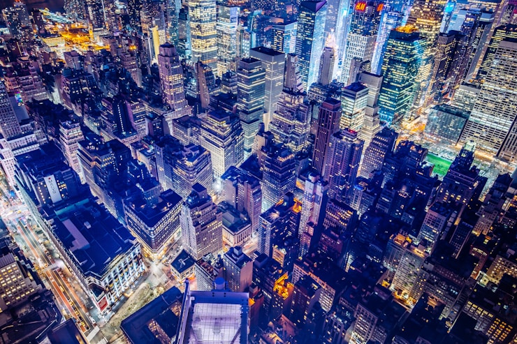 This particular shot reminds me of a cyber punk anime Ghost in the Shell. Didn’t expect to have this feeling in America. It was very normal in Asian mega cities such as Shanghai and Hong Kong.