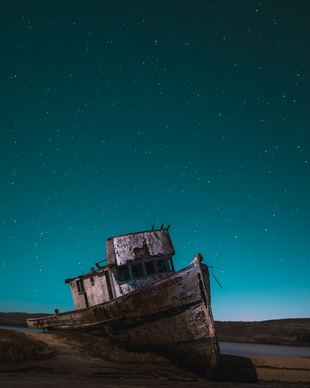 brown shipwrecked on shore