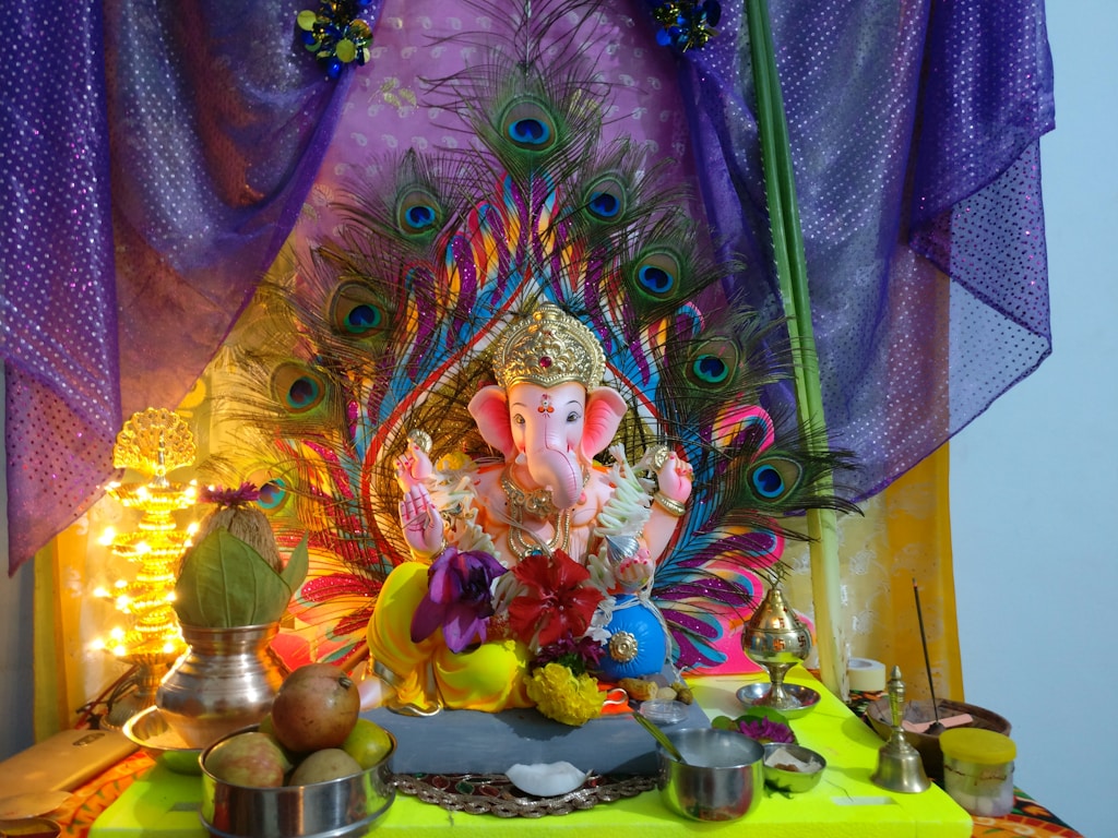 Ganesha Desk Idol