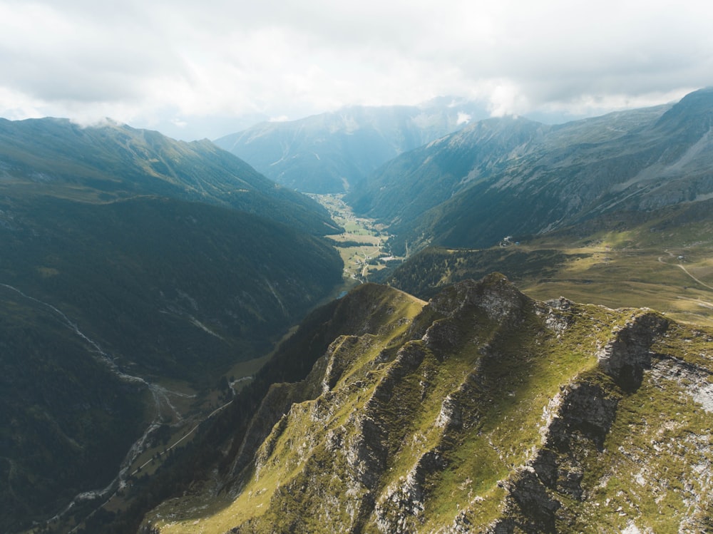 top view of mountain during daytime