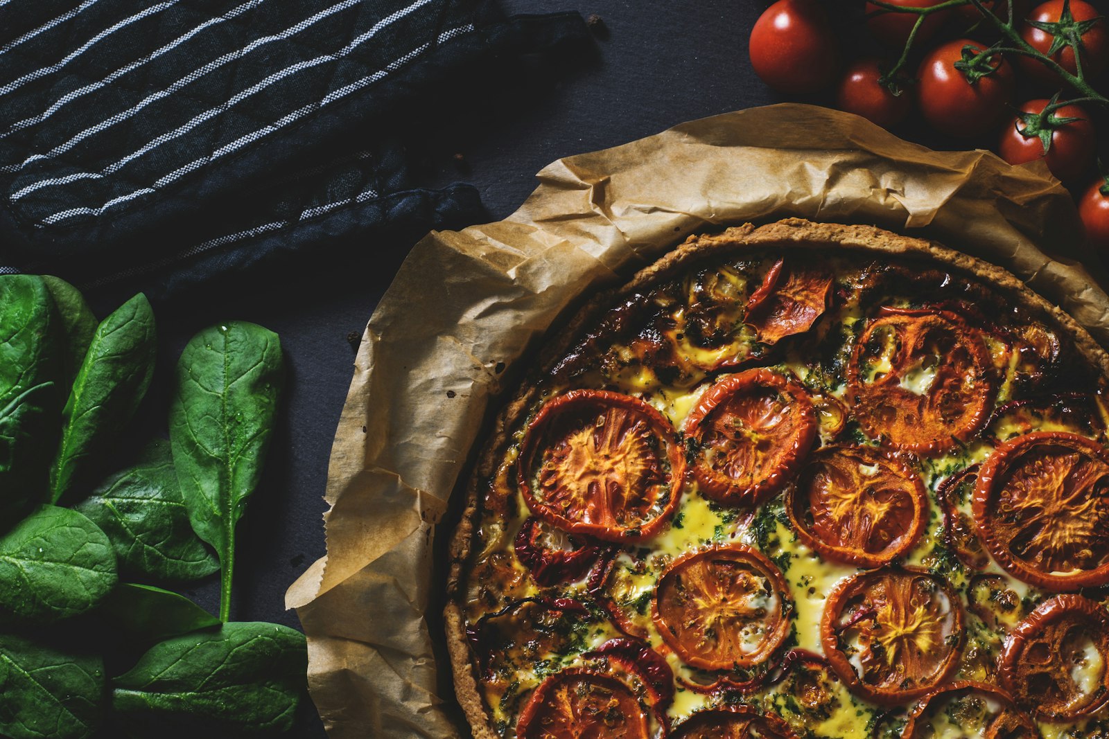 Nikon D5300 + Nikon AF-S Nikkor 50mm F1.8G sample photo. Baked tomatoes and cheese photography