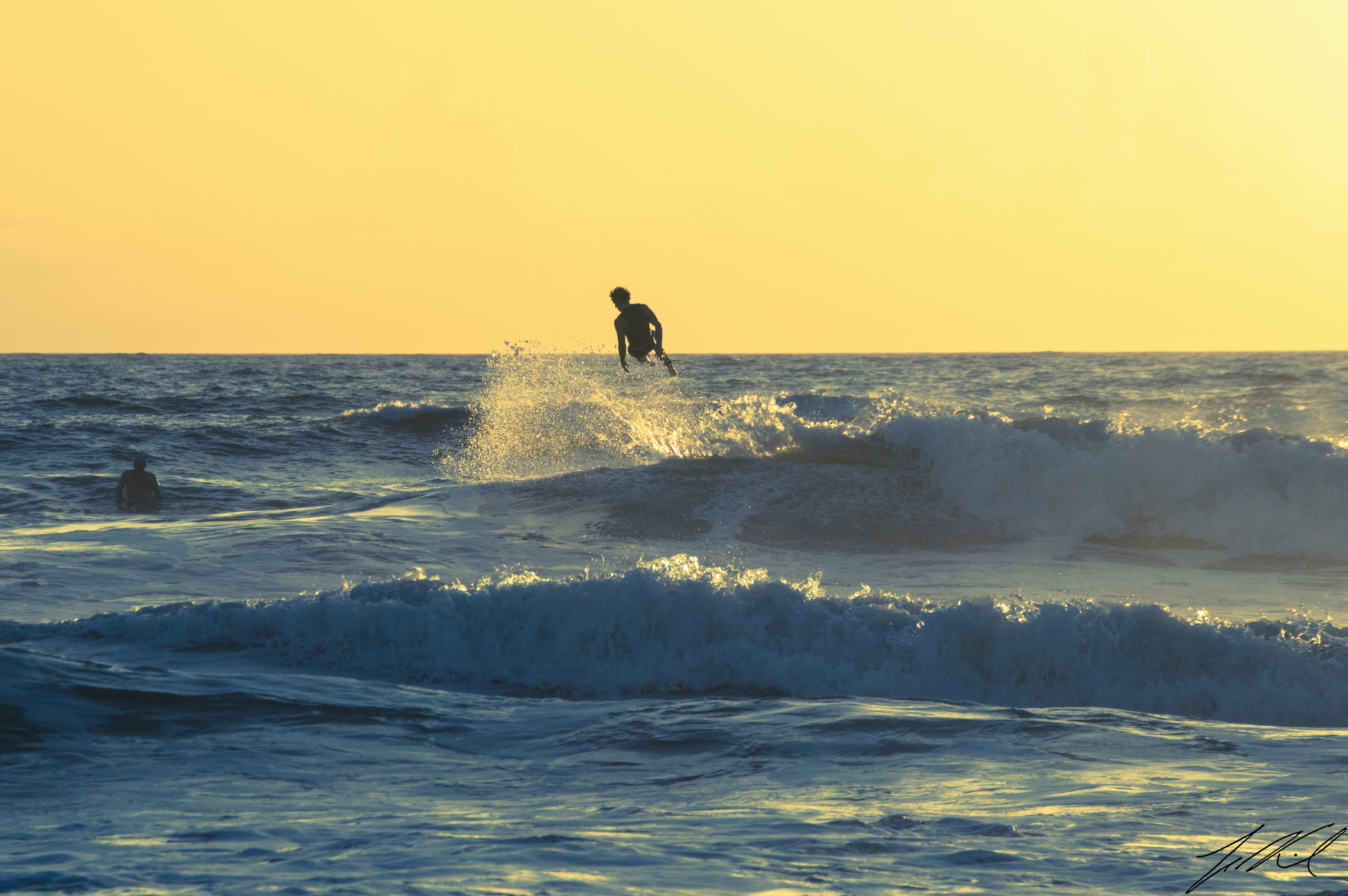 Beach us 2. Пляж брадентон. Пирс лос анджелес обои. Beach us 2. Виргиния бич город.