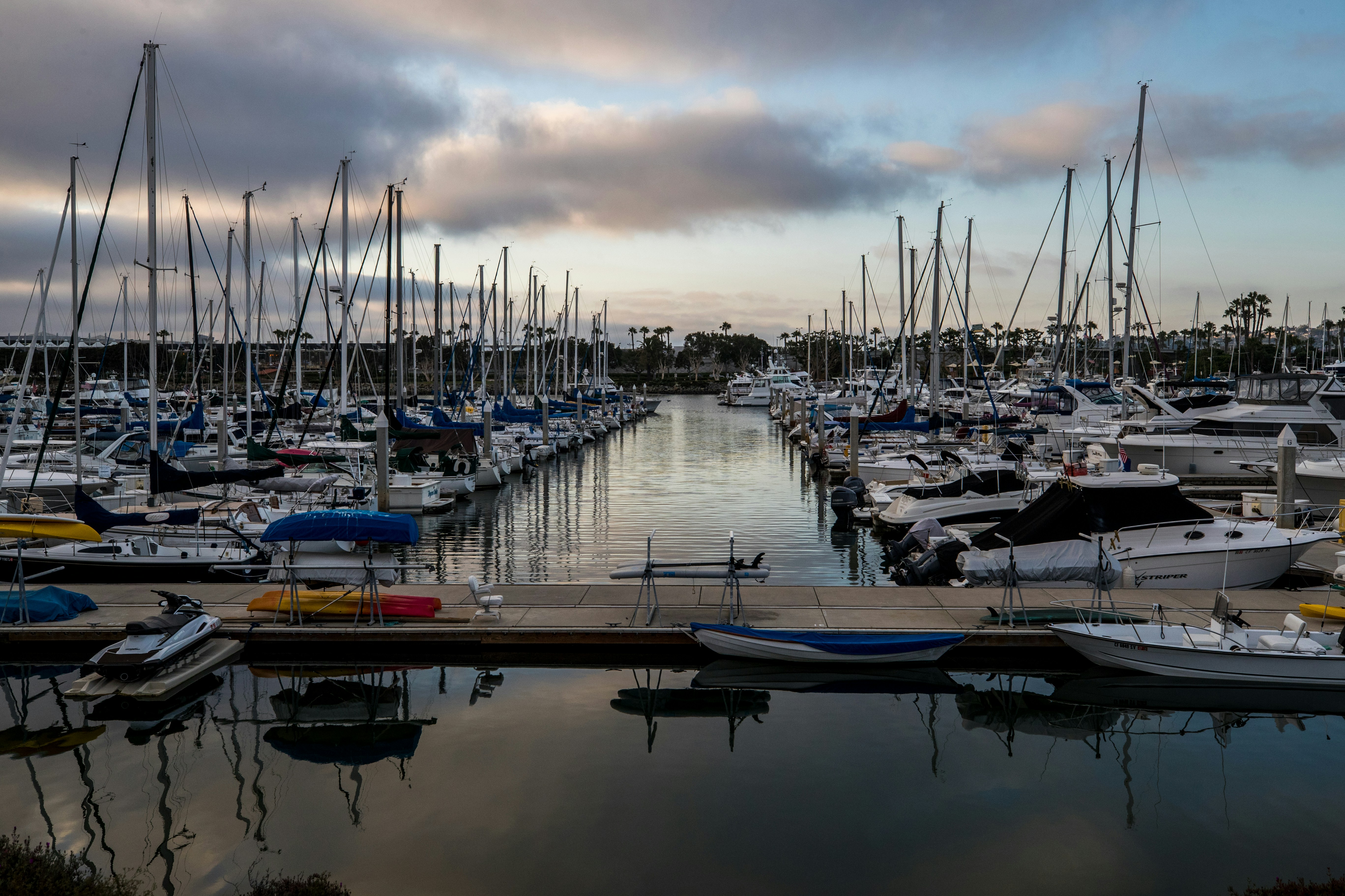 Владивосток – «феско» владивостокский морской порт. Закат в порту. Грузовой порт. Владивостокский морской торговый порт. Порт нинбо-чжоушань.