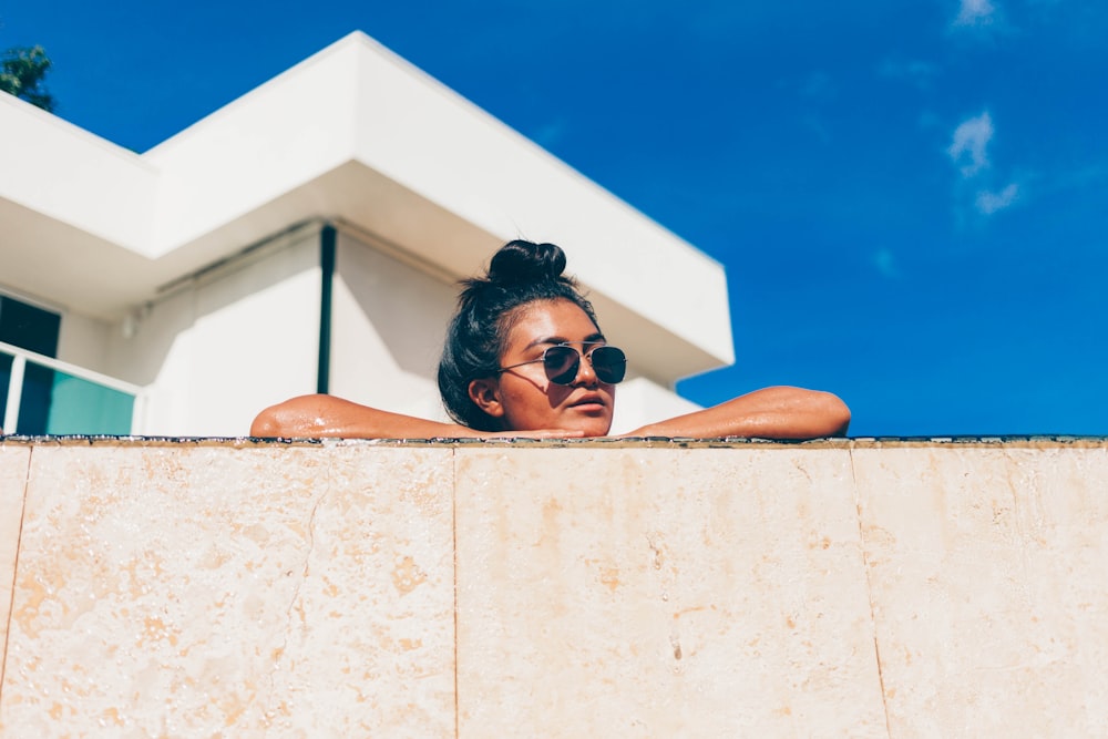 woman wearing black sunglasses