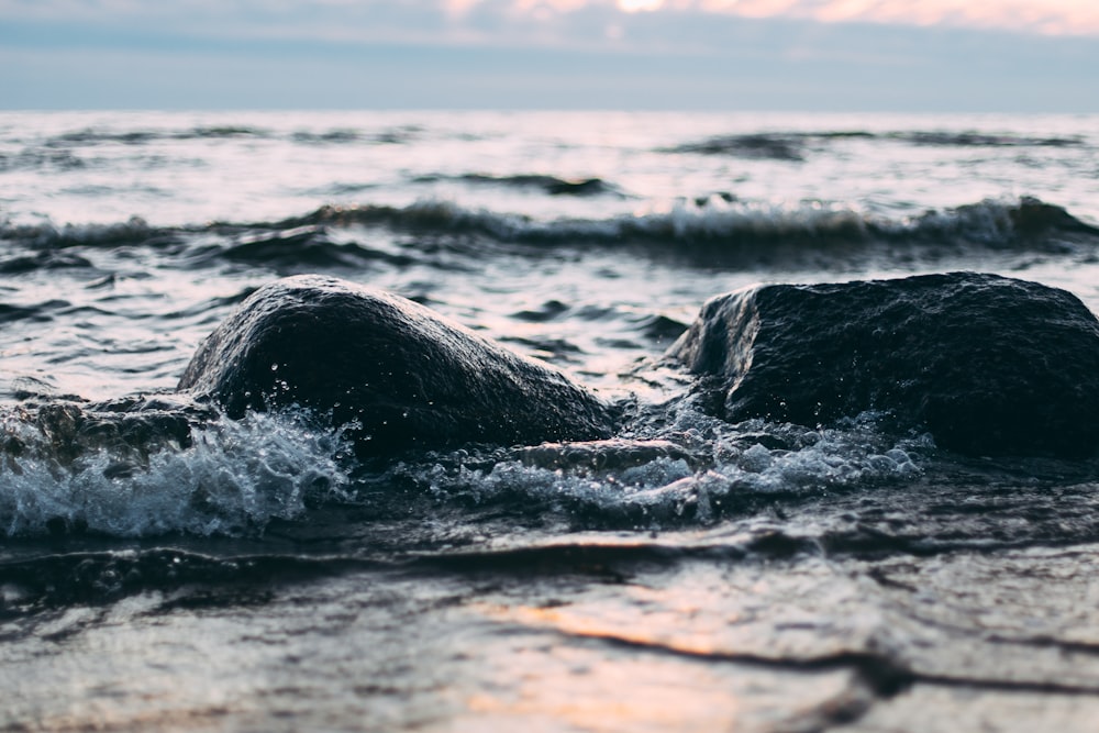 foto de las olas del mar