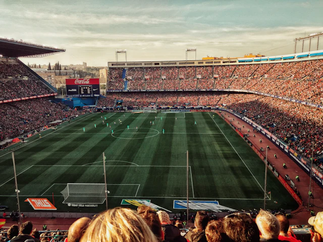 Suporter di stadion sepak bola