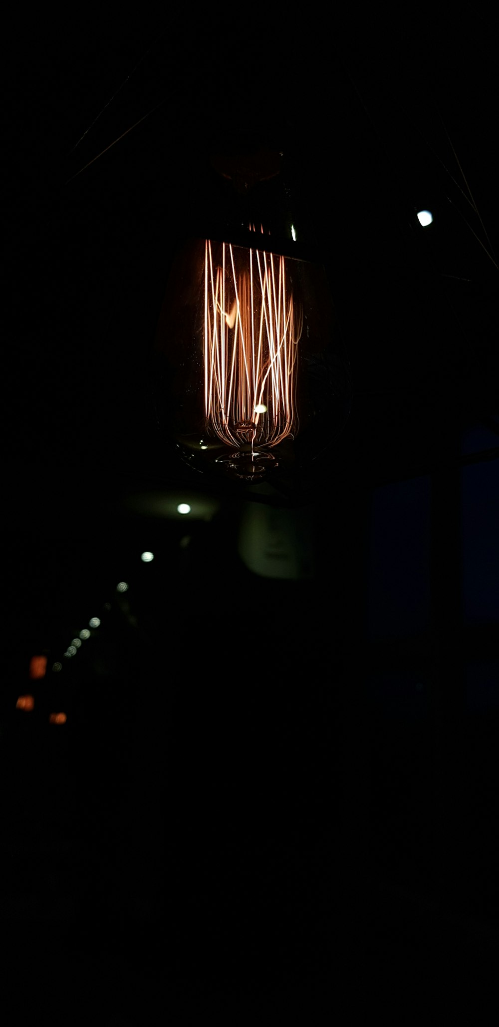 電球ライトの接写写真