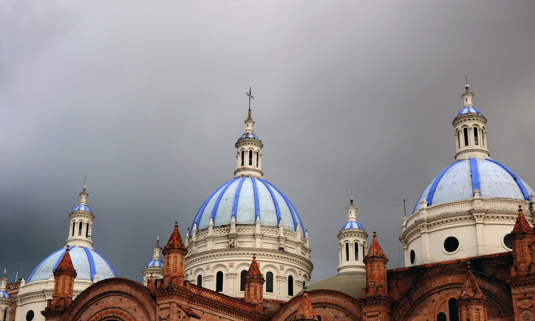 Family Travel Guide to Cuenca, Ecuador | 6-Day Itinerary