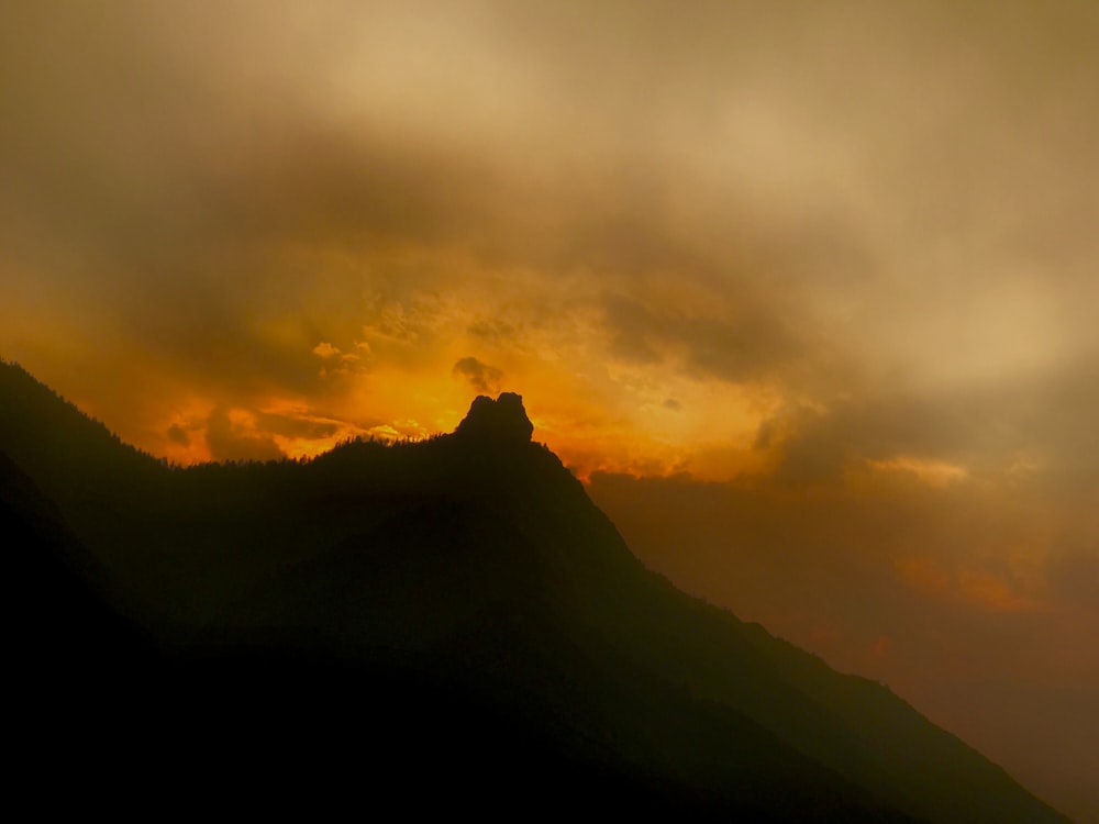 Foto des Canyons während der goldenen Stunde