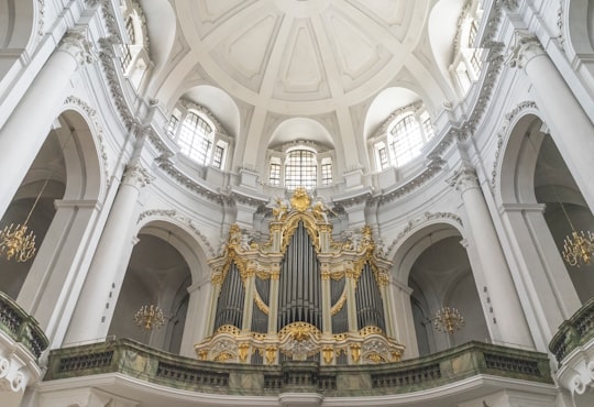 Katholische Hofkirche things to do in Dresden