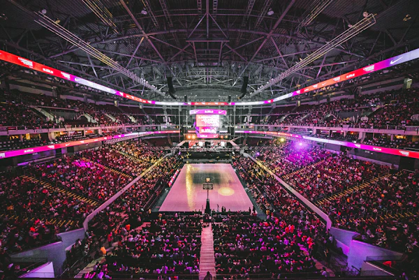 When Is Basketball Season? NBA, College, High School & WNBA Dates
