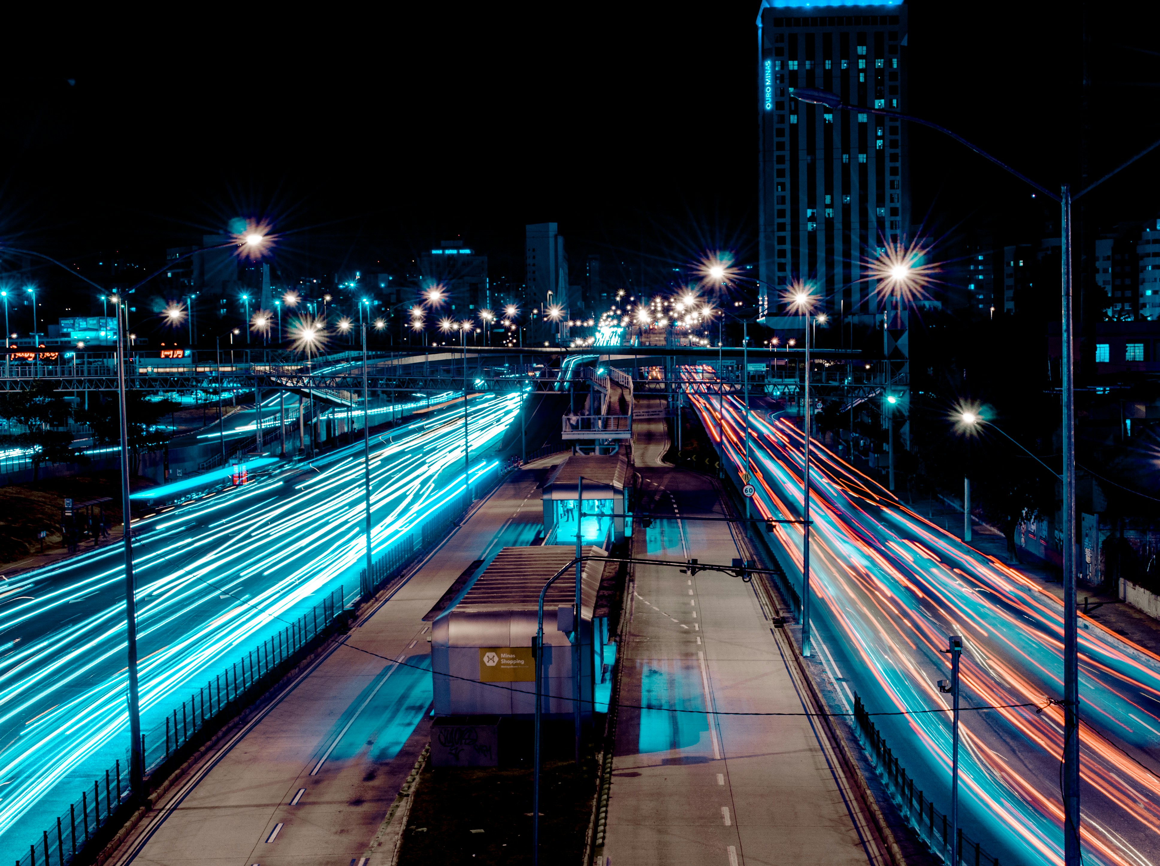 wool street lights, A Long Exposure of Cristiano Machado avenue</p><p>Instagram: @danielmonteirox