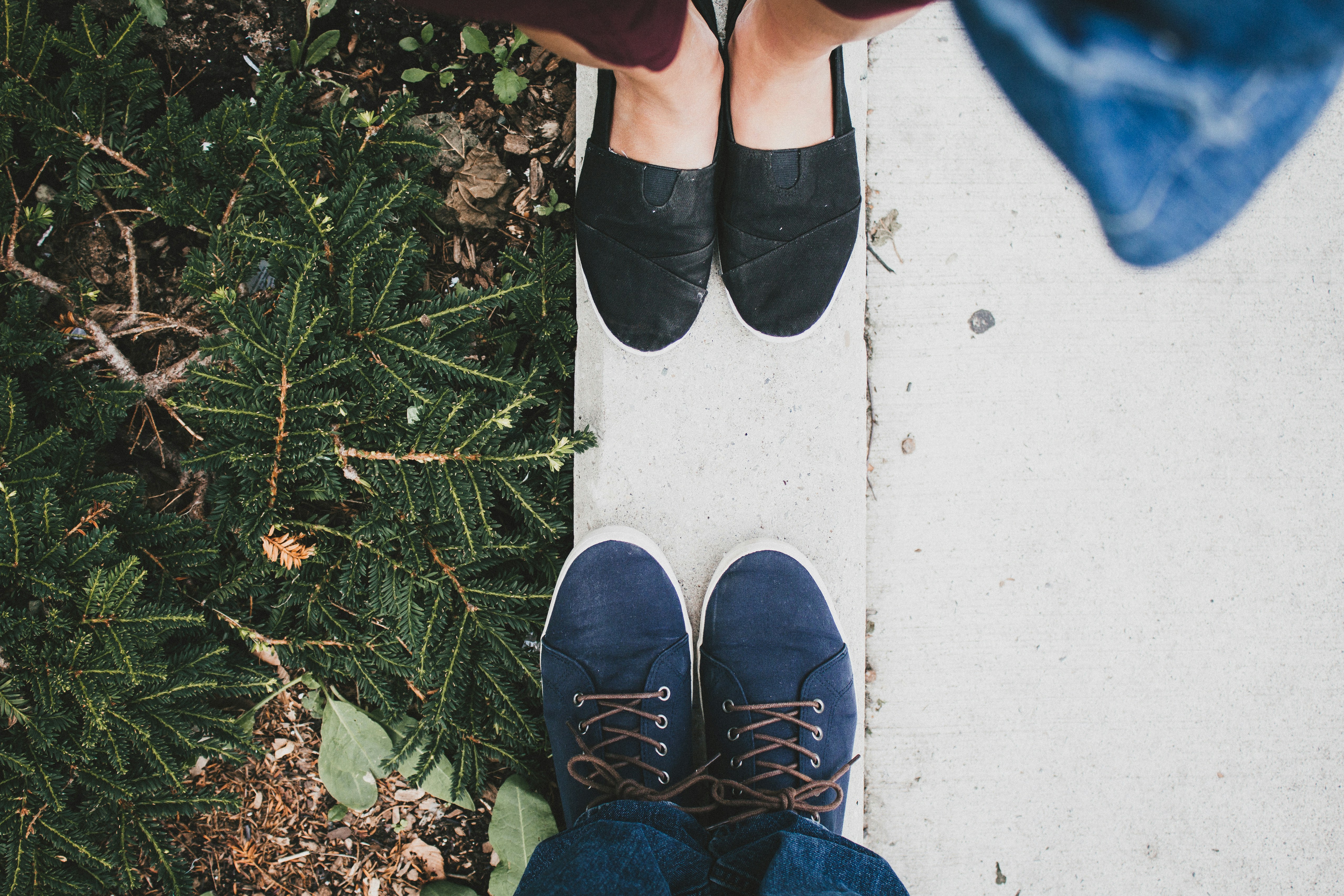 The Best Shoes for Plantar Fasciitis: Editor-Tested and Podiatrist-Approved