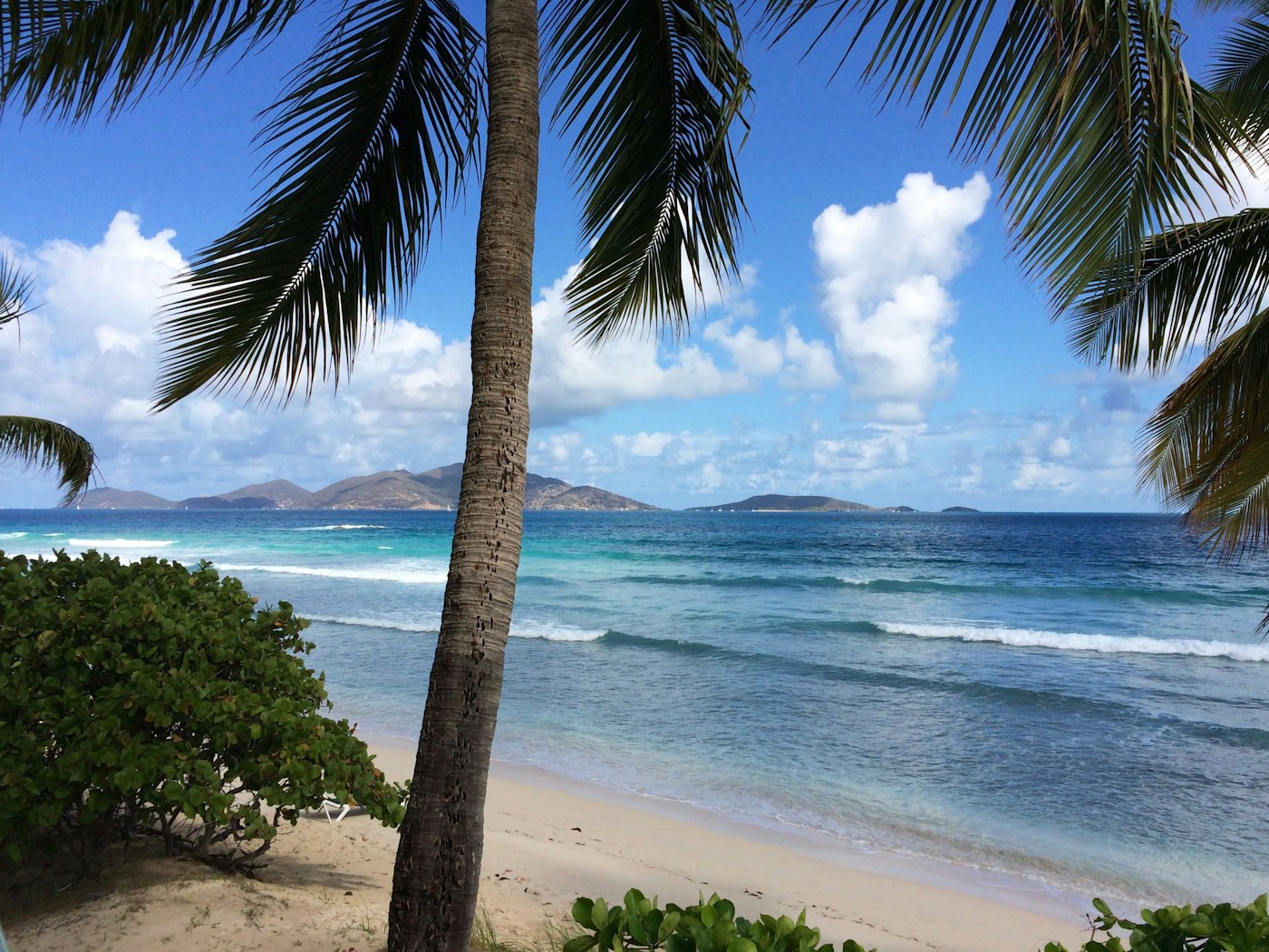 Turquoise waters and white sand beach in the British Virgin Islands