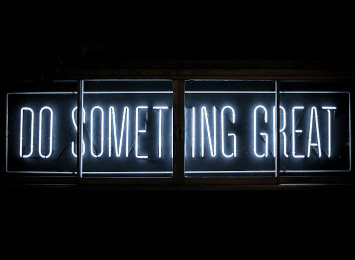 Do Something Great neon sign