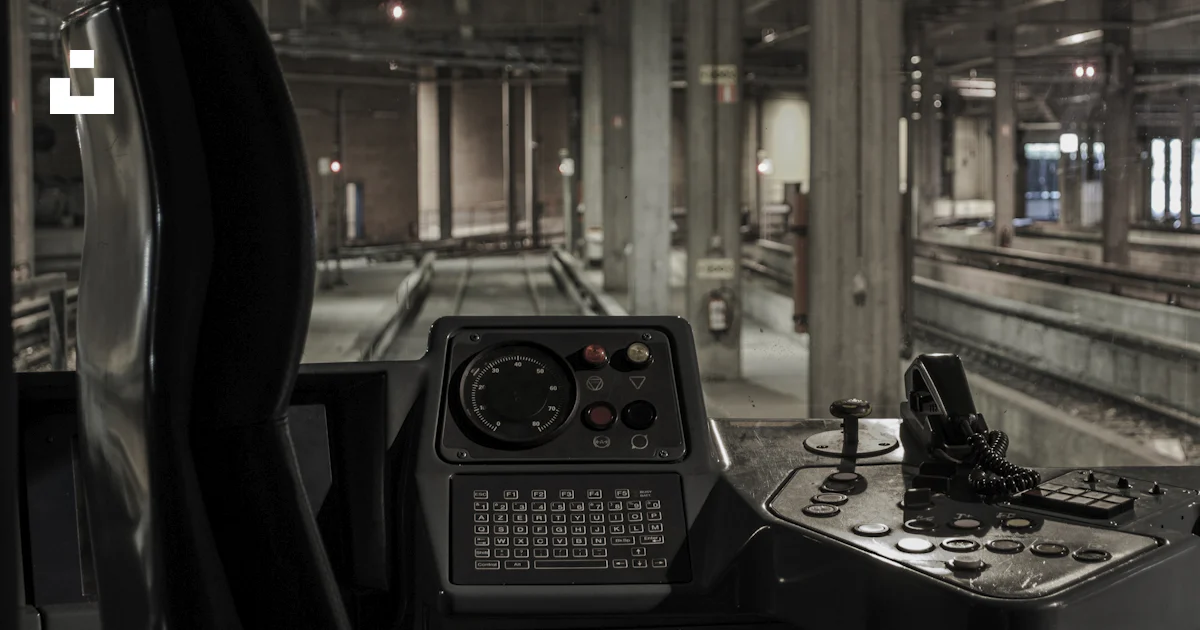 Black train control room photo โ Free Belgium Image on Unsplash
