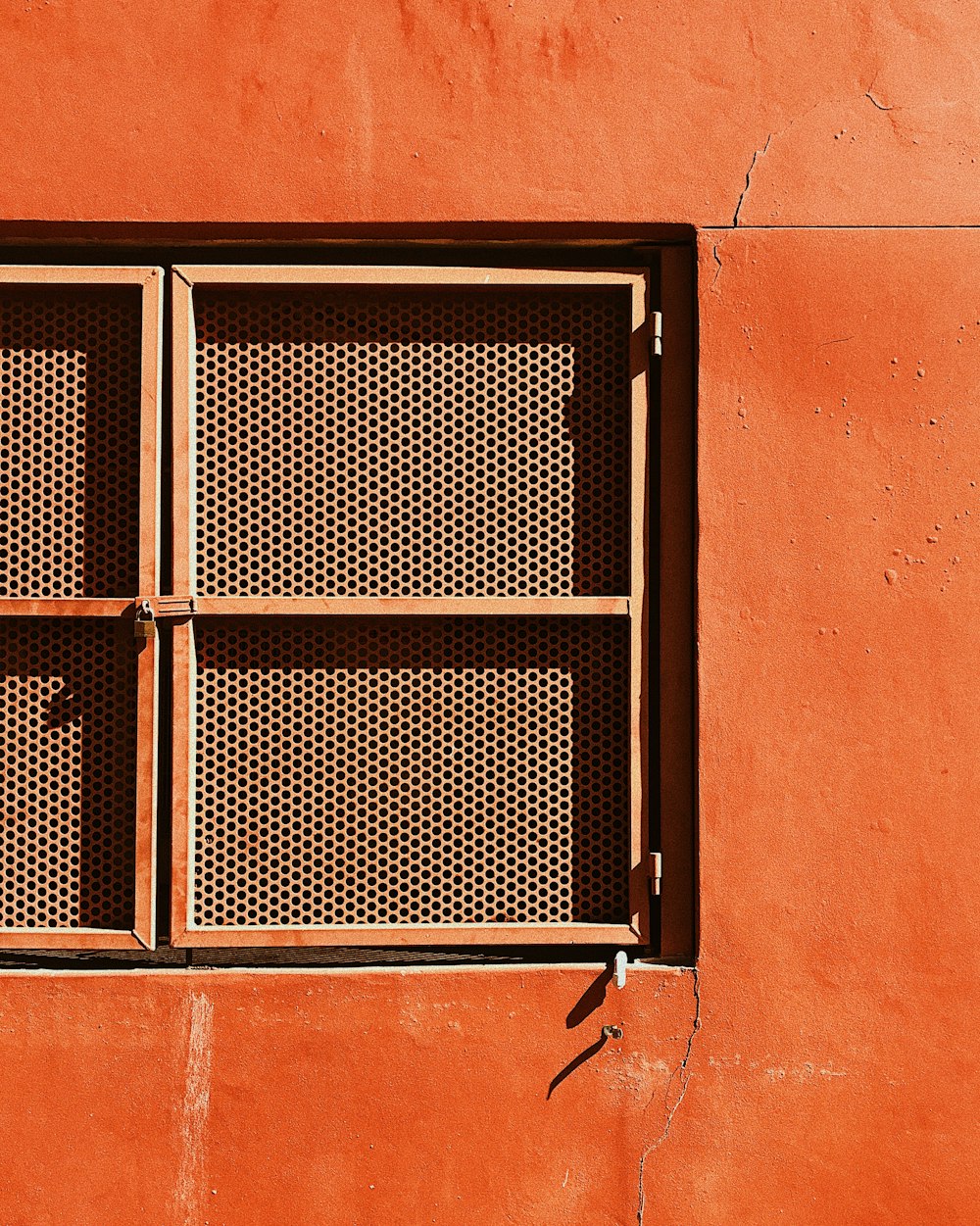 closeup photography of closed window