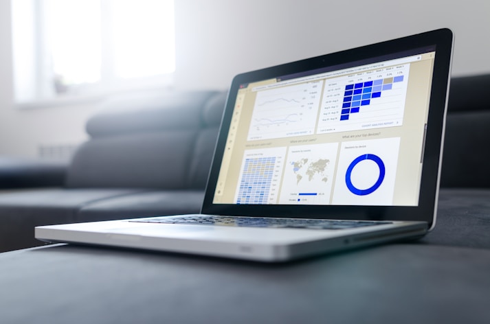 Ilustration of AI-driven analytics
